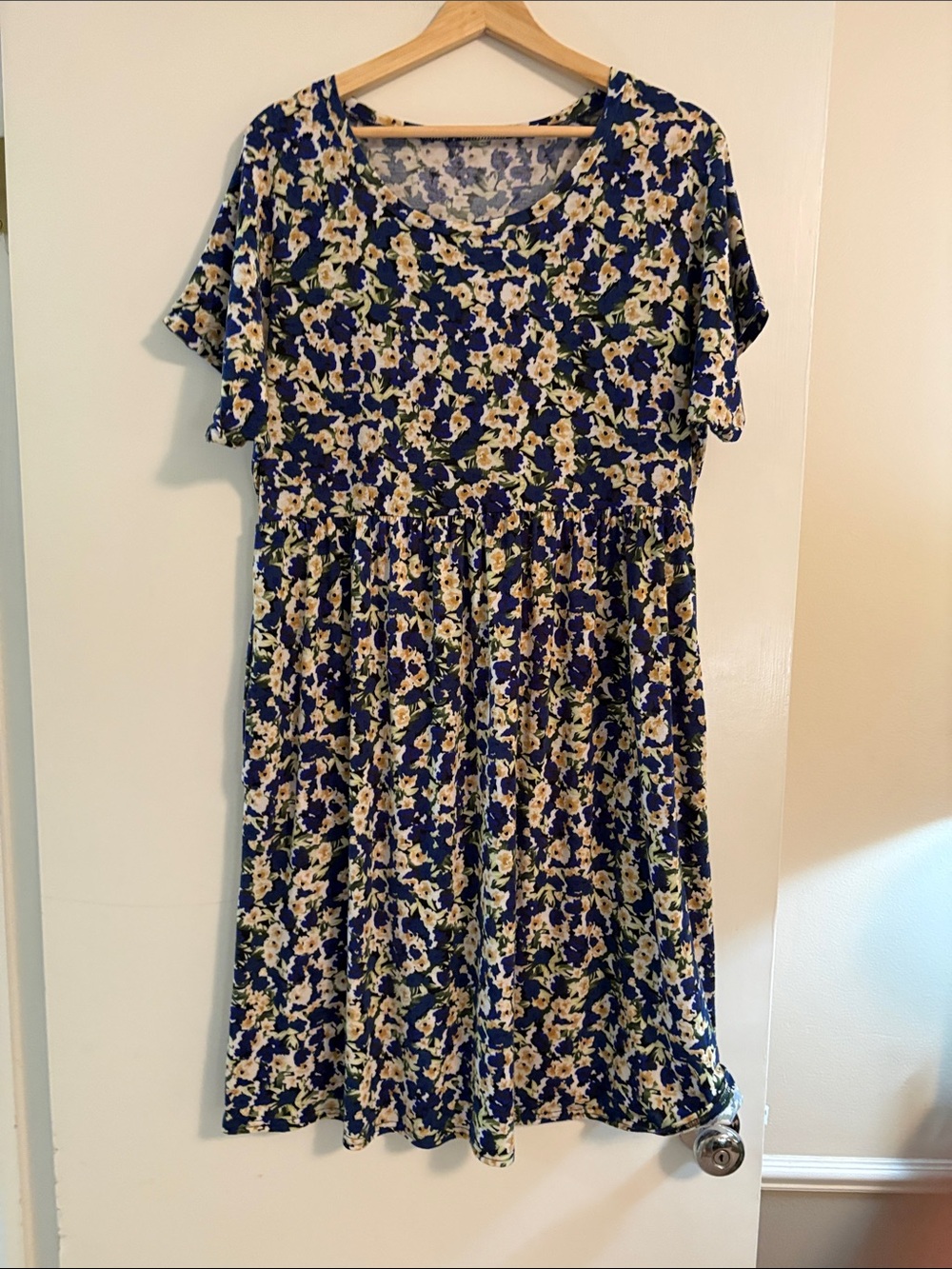 💙 Floral Midi Dress